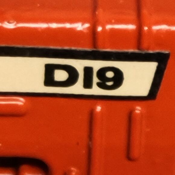 Vintage 1989 Ertl 1/43 scale Allis-Chalmers D-19 w/frontend tractor orange/white - Picture 4 of 10